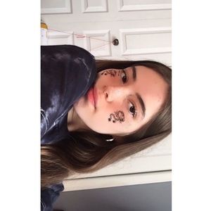 Meet your Posher, Samanta